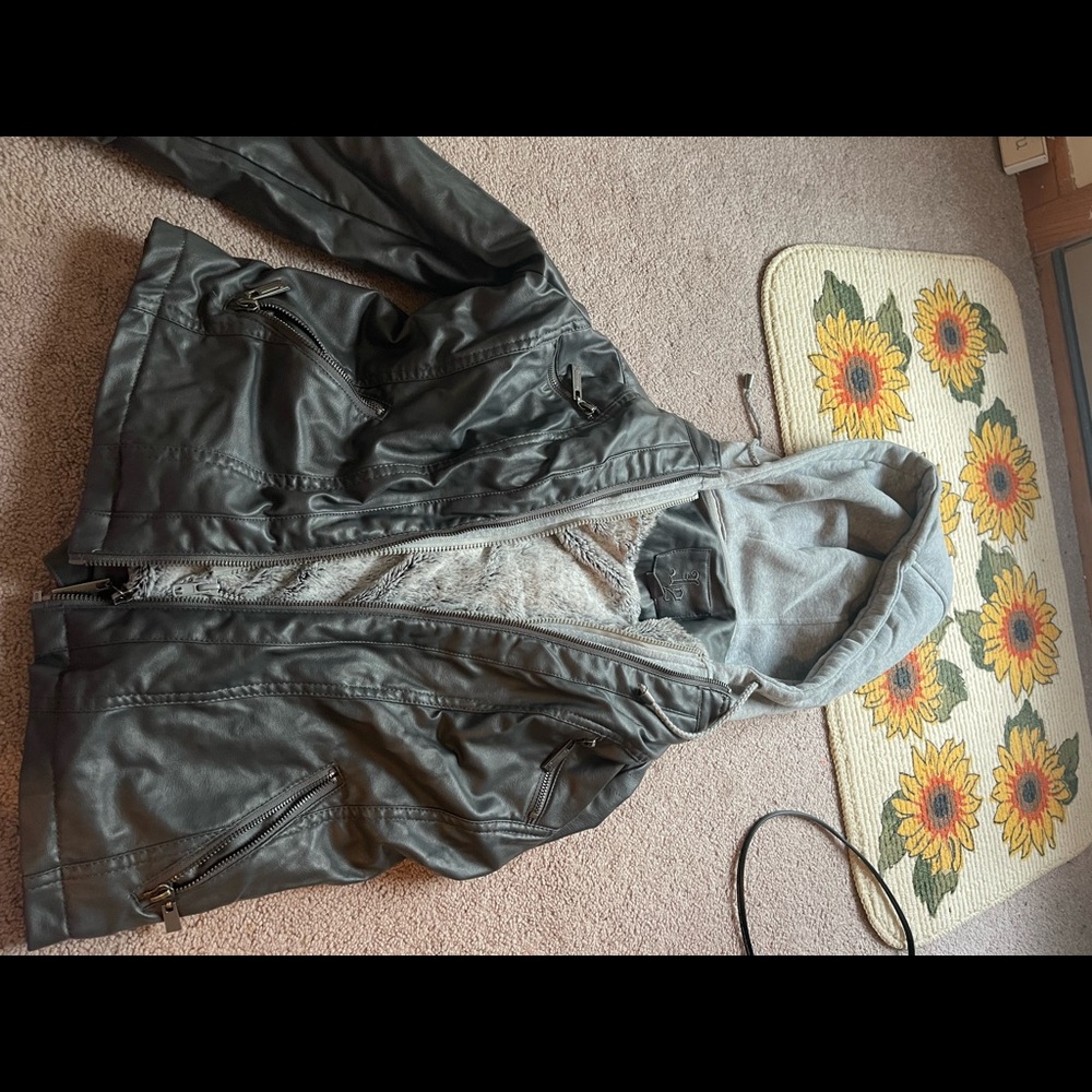 Leather sherpa hooded jacket medium
